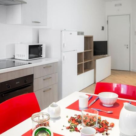 B&B Gocciadoro 26 Nuovo, Climatizzato, Zona Ospedale, Posto Auto Trento Kültér fotó